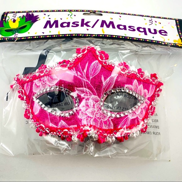 MARDI GRAS MASKS NWT - Picture 2 of 4